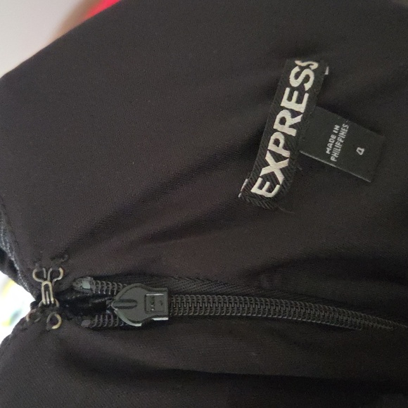 💥Buy2Get1Free💥Express Black Ruched Sheath Mini Dress - Picture 4 of 5